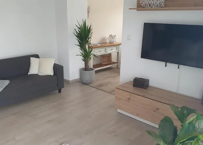 Boardingappartement Windeckblick, Ruhige, Zentrale Lage Mit Grossem Suedbalkon