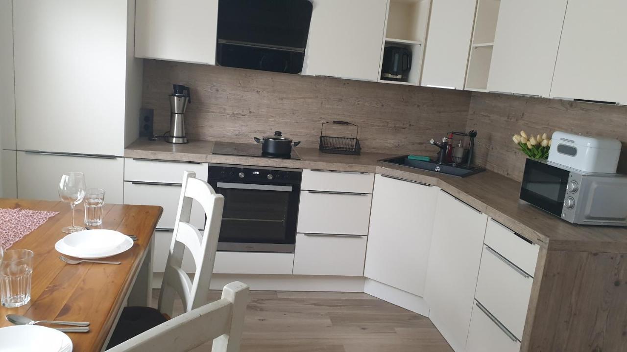 Boardingappartement Windeckblick, Ruhige, Zentrale Lage Mit Grossem Suedbalkon Apartment