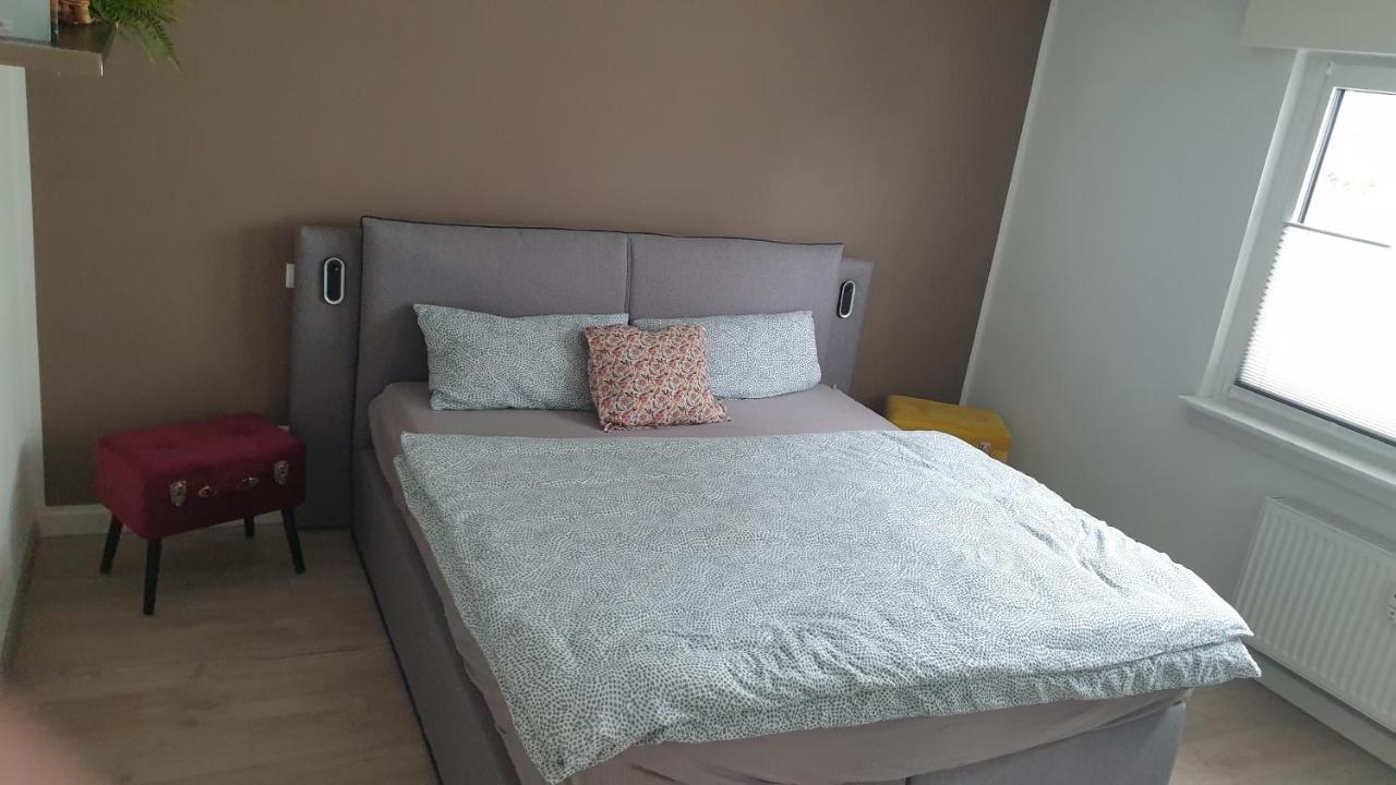 Boardingappartement Windeckblick, Ruhige, Zentrale Lage Mit Grossem Suedbalkon Apartment